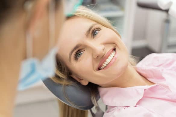 Major-benefits-of-tooth-colored-restorations