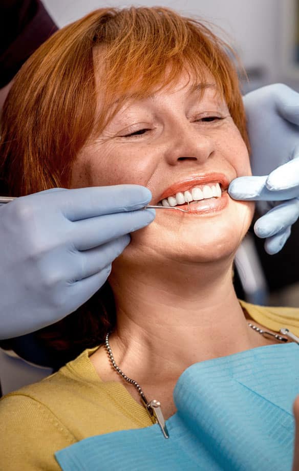 Routine-Dental-Cleanings-&-Examinations