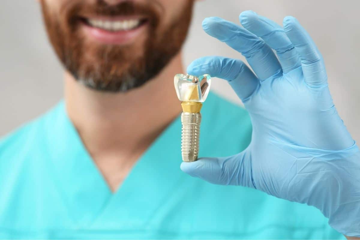 Featured image for “How Dental Implants Improve Your Face Shape”