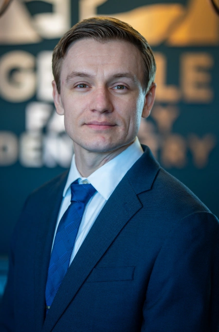 Dr. Alexander Zaykov, DDS